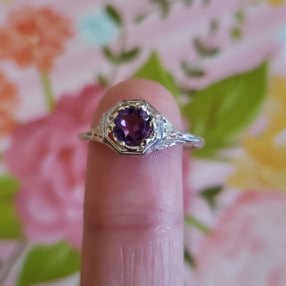 SOLD | 0.76ctw Genuine Amethyst Filigree - Picture 2 of 8